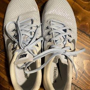 Women’s Nike Metcon 4